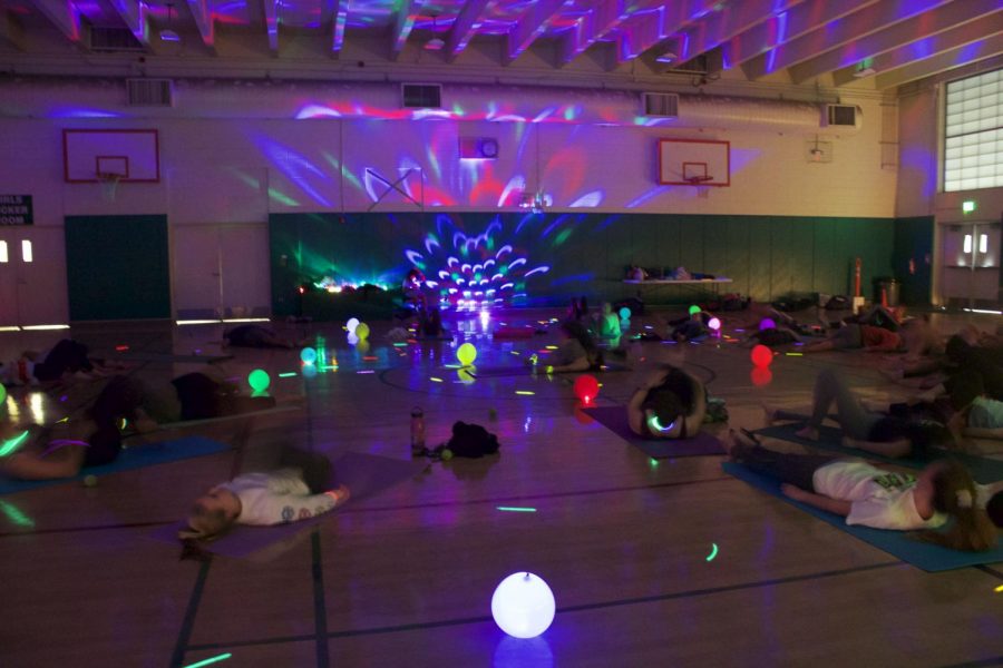 Club officer Aya Snell said it is fun to the decorate and create a fun, colorful atmosphere.
Photo by Alfonso Pitco III