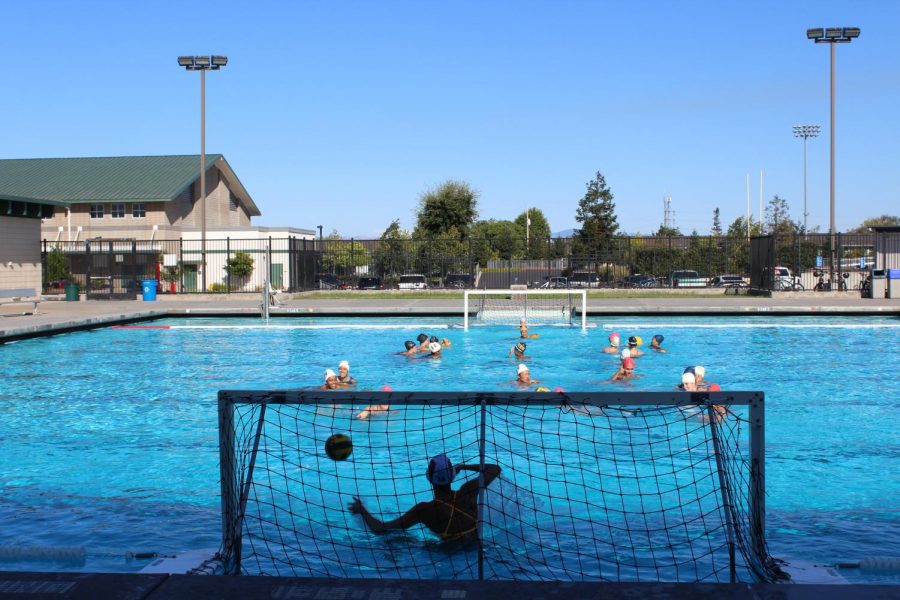 Junior Emma Tommasi blocks a shot during a practice.