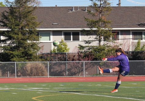 Girls varsity players discuss their soccer role models