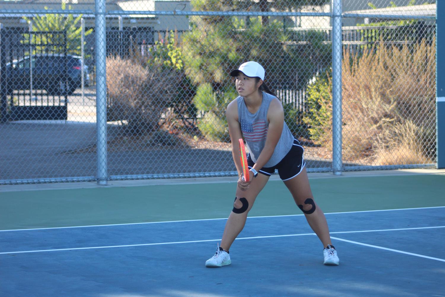 Varsity girls tennis strives for their win in upper leagues – The Epitaph